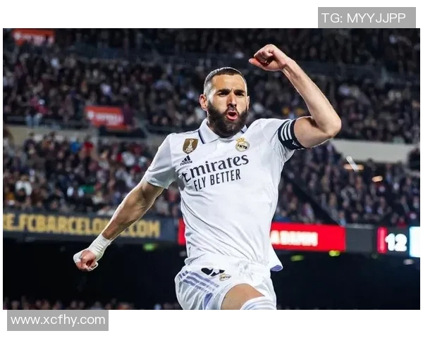 足球明星穿24号的传奇故事与背后的荣耀与梦想 足球明星穿24号的传奇故事与背后的荣耀与梦想