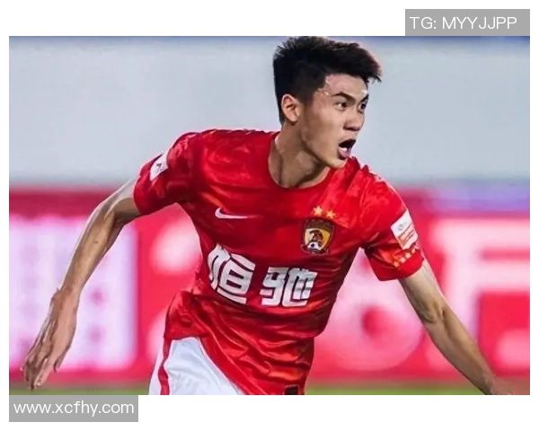 大连足球明星的辉煌历程与成就回顾让我们一起见证他们的传奇之路 大连足球明星的辉煌历程与成就回顾让我们一起见证他们的传奇之路